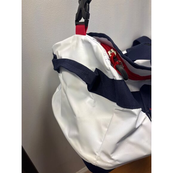 Field & Stream White & Navy Blue Duffel Bag With Shoulder Strap - Picture 5 of 10